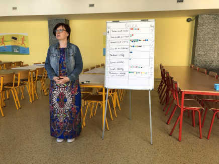 85ec6a24-0cb1-4533-8d95-ce7f701e3016