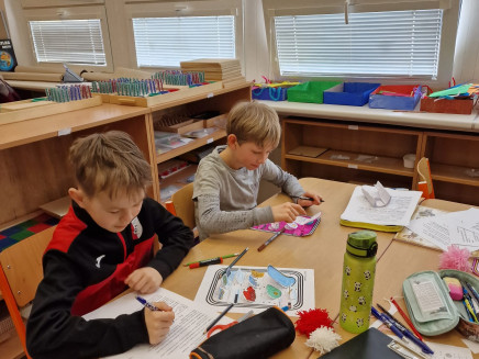 541de846-1a15-4288-9536-d6b15023fb5c