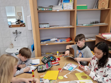 d1c5b2e1-09da-48e8-b922-0f0e35fcd3b4