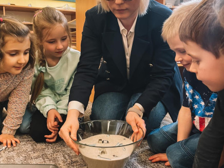 8cf0da03-ab7d-4690-bcb6-4f8ccac3fc27