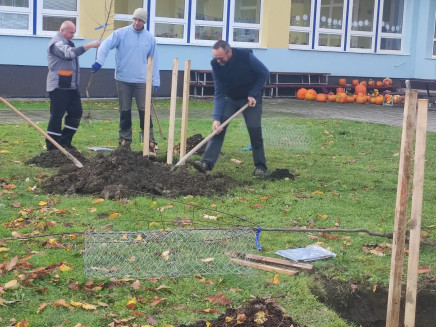 4aafc4f8-4dac-46ba-9575-c629cfb52fc3(1)