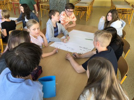 6dd19208-c4bd-4606-84c6-047a54adadb1